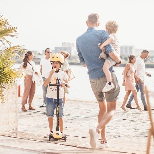 Scoot & Ride Kask S-M Icecream Lemon 3+ LED