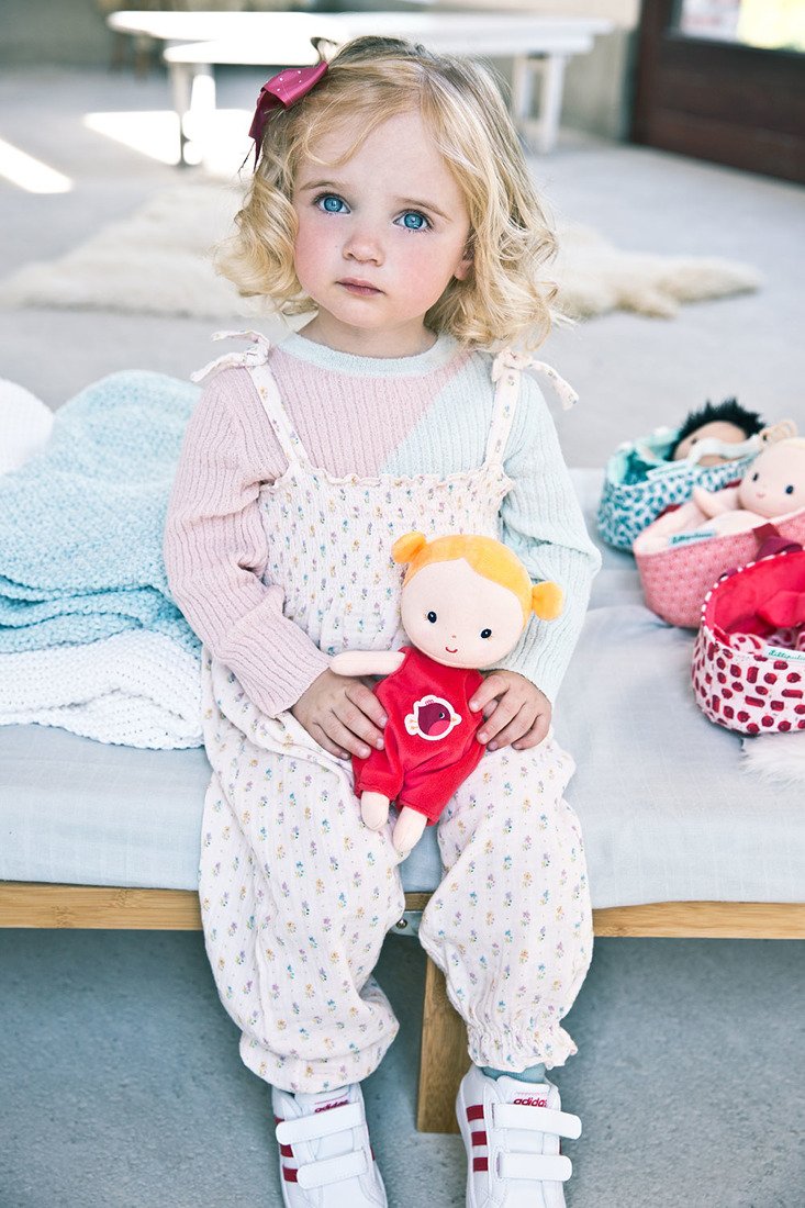 Lilliputiens, Lalka dzidziuś w koszyczku z ubrankiem i kocykiem Aghate 12 m+