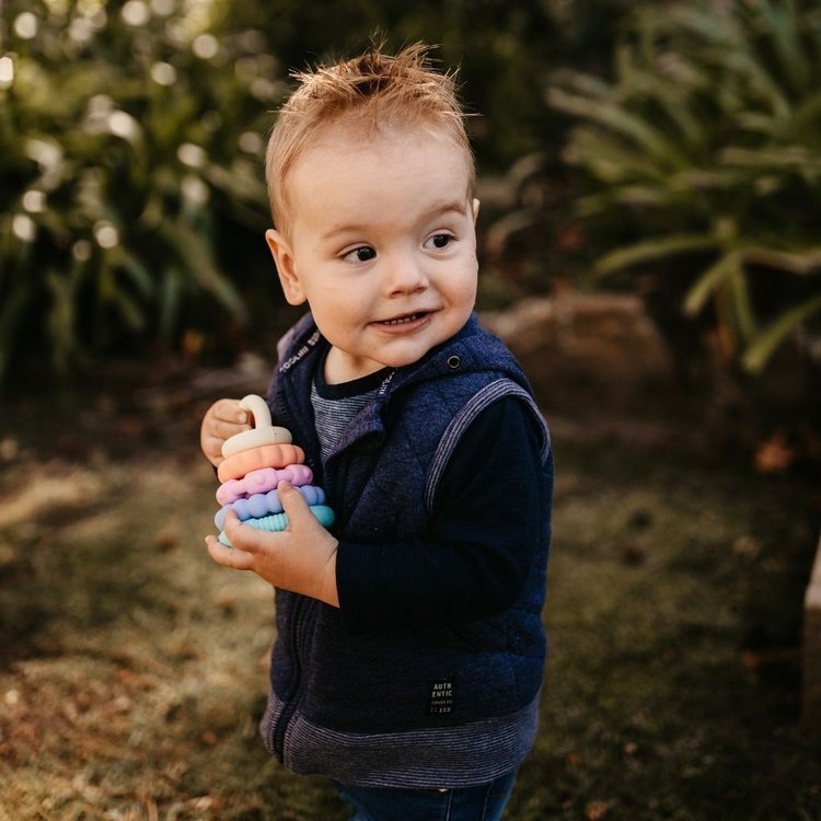 Jellystone Designs, Silikonowy gryzak wieża, pastelowy