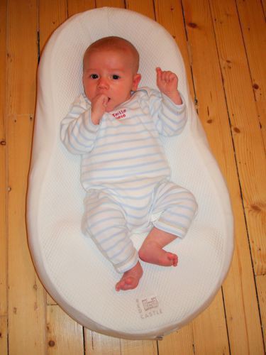 Red Castle Materac Cocoonababy dla niemowląt z prześcieradłem 0+