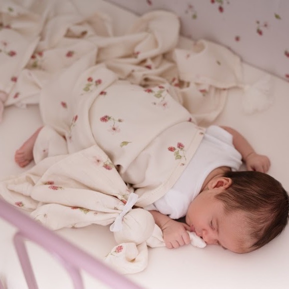 Samiboo Kokon Niemowlęcy Maliny 0+ | Miękka Bawełna