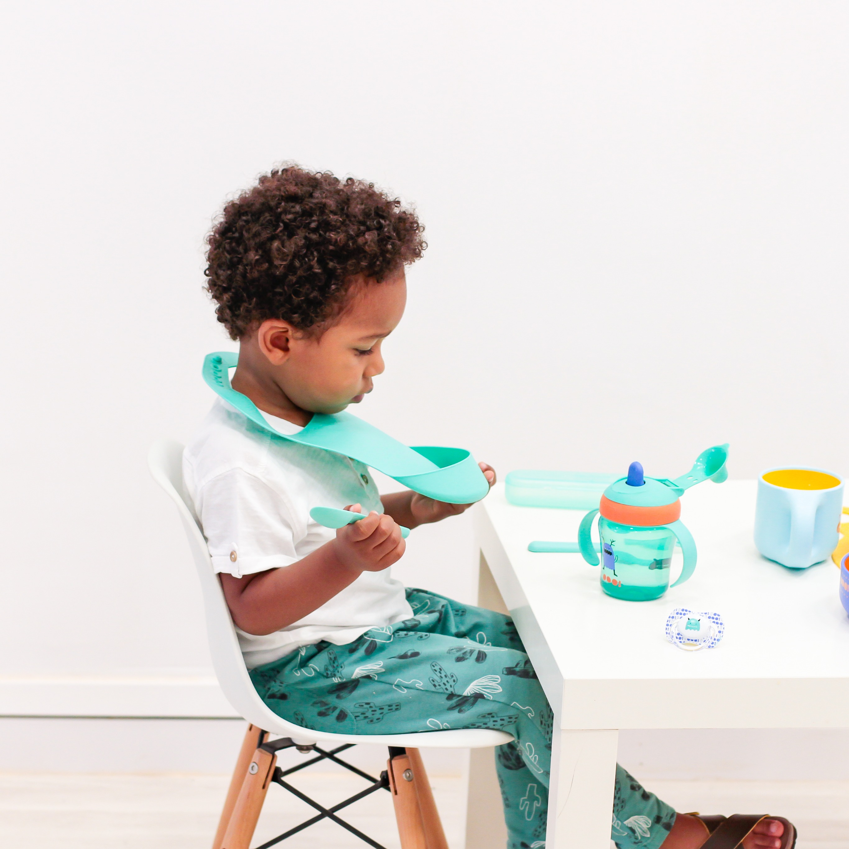 Suavinex, Miękki śliniak z kieszonką - niebieski