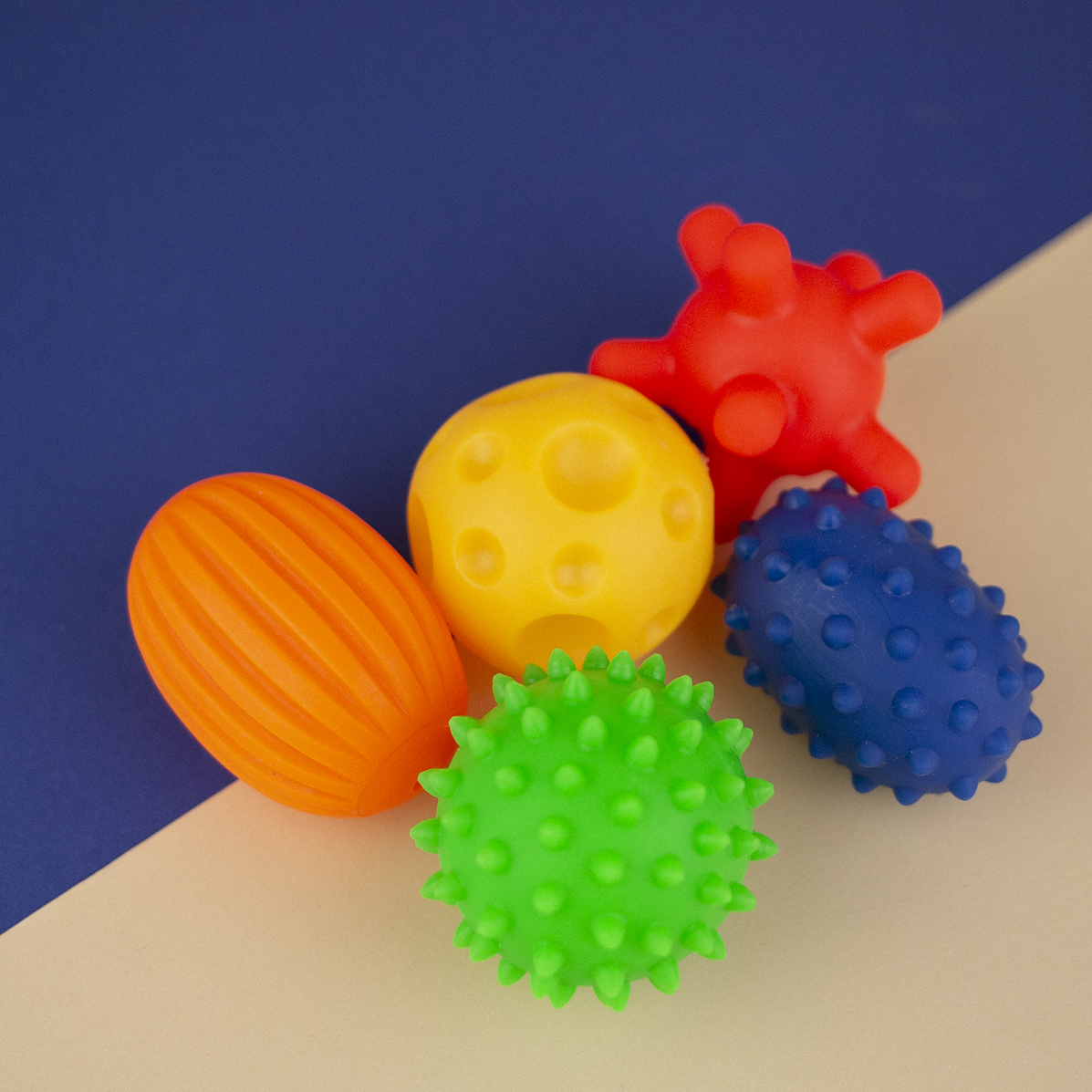 Mom's Care Piłki Sensoryczne 5 szt. 0+