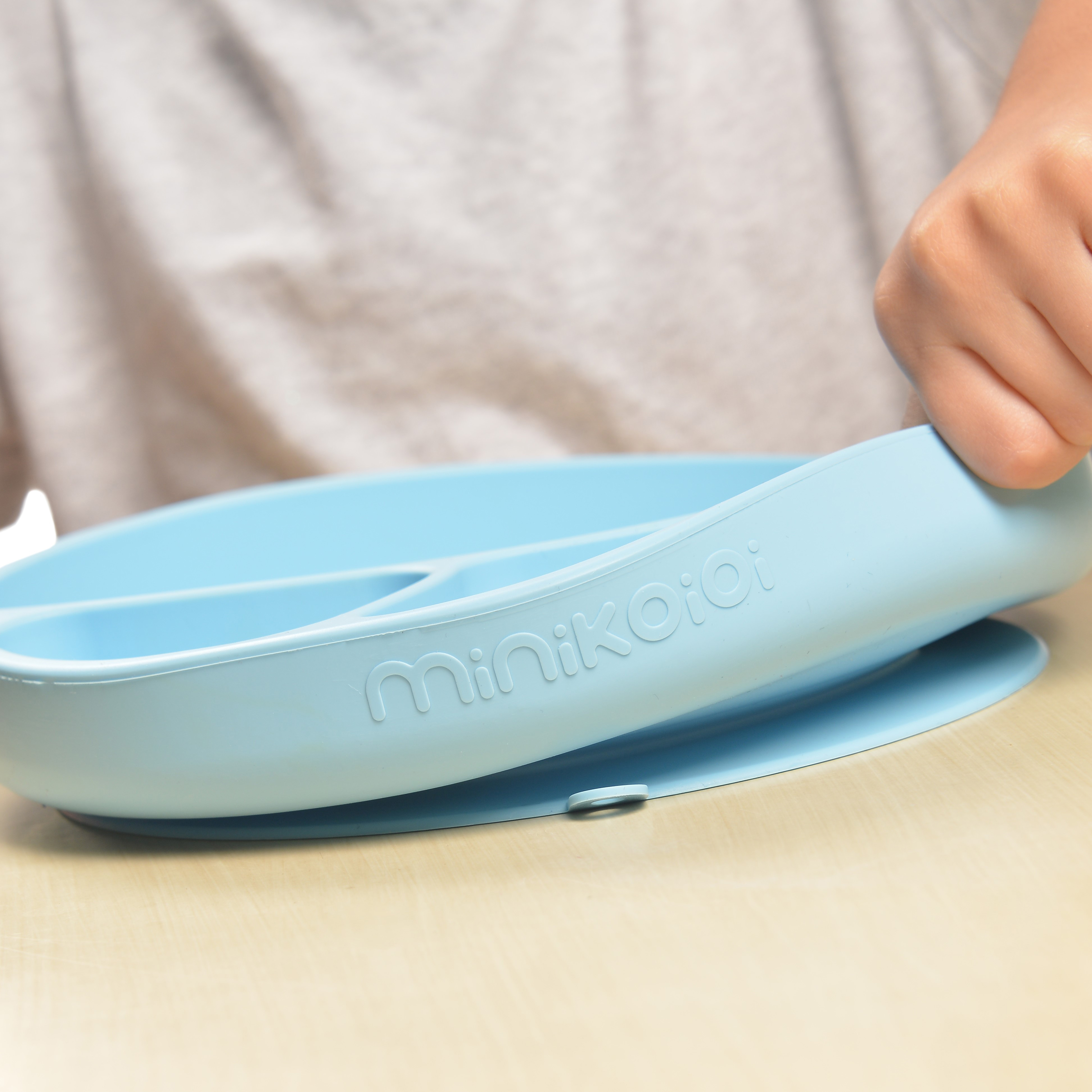 Minikoioi Talerzyk Silikonowy Niebieski 6m+