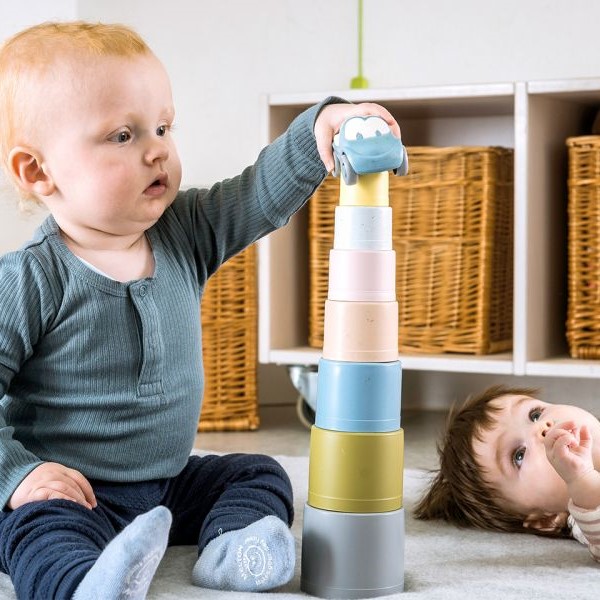 BIO TINY wieża z kubków 6+ m-cy