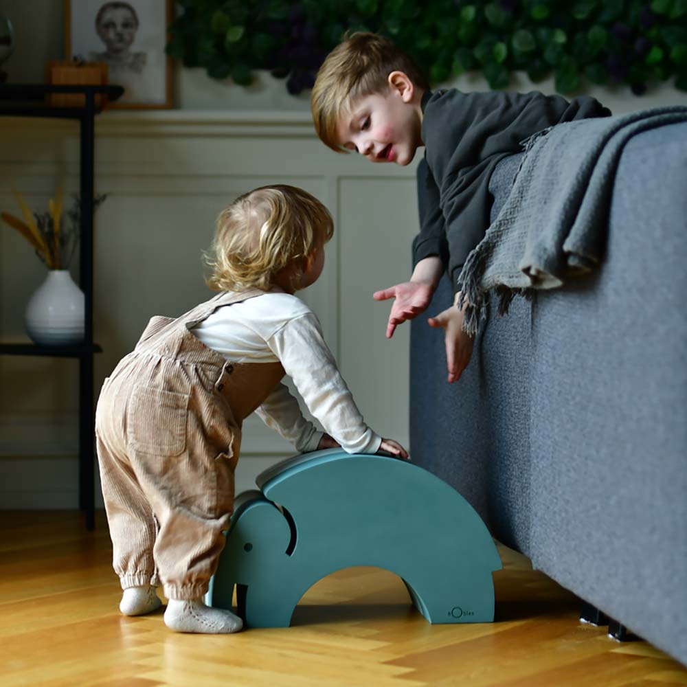 Zabawka ruchowa wspierająca sensorykę i motorykę Słoń bObles M Green haze