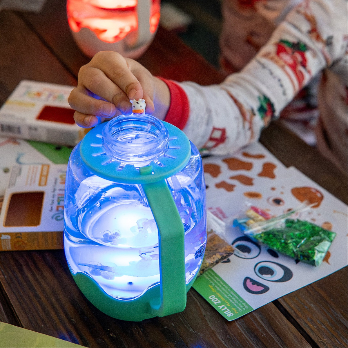 Glo Pals Zestaw Sensoryczny DIY Sensory Jar Zoo 3+ + naklejki gratis