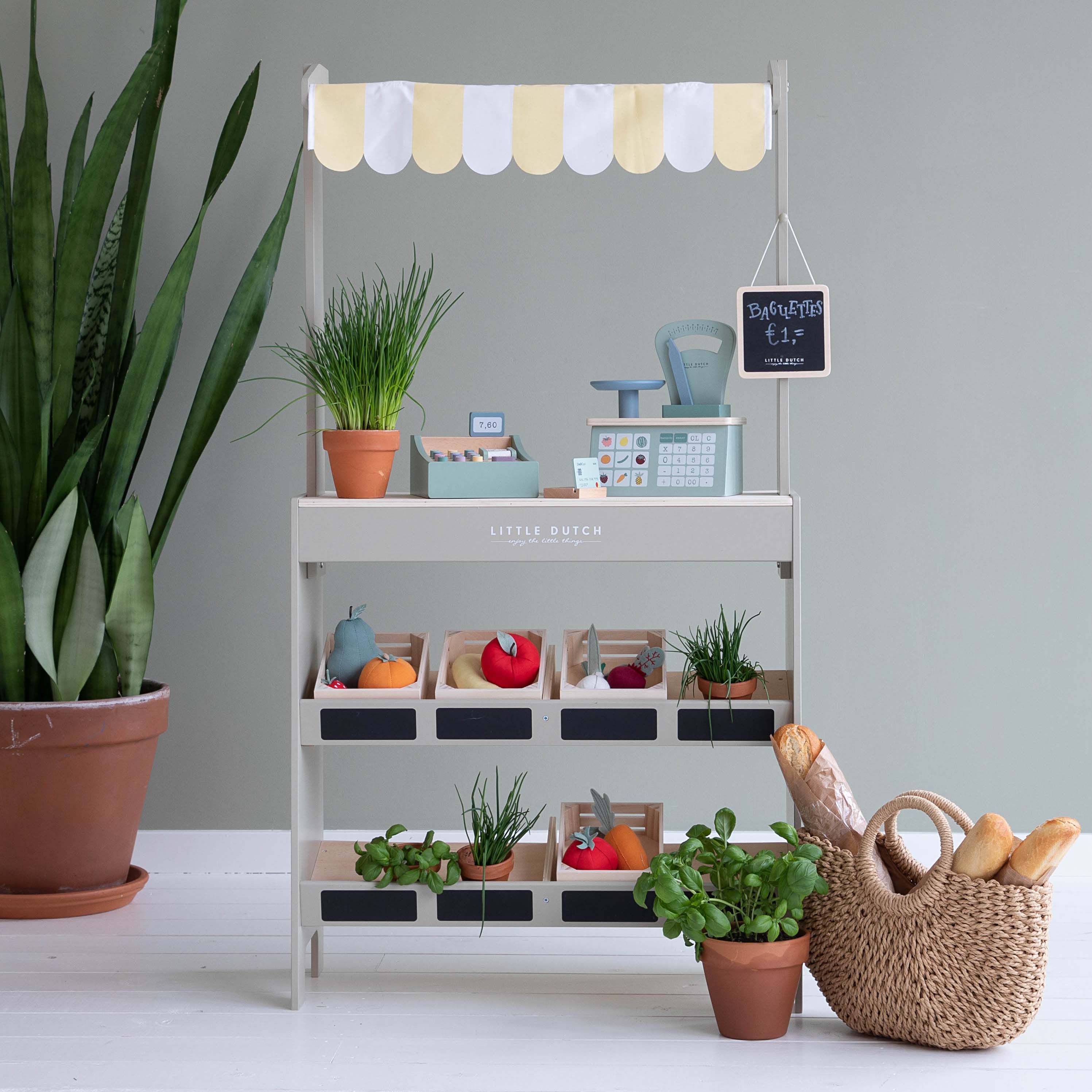 Little Dutch,  Drewniany Stragan