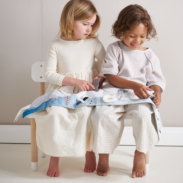 ThreadBear Design Książeczka Sensoryczna Snowy Friends 0+